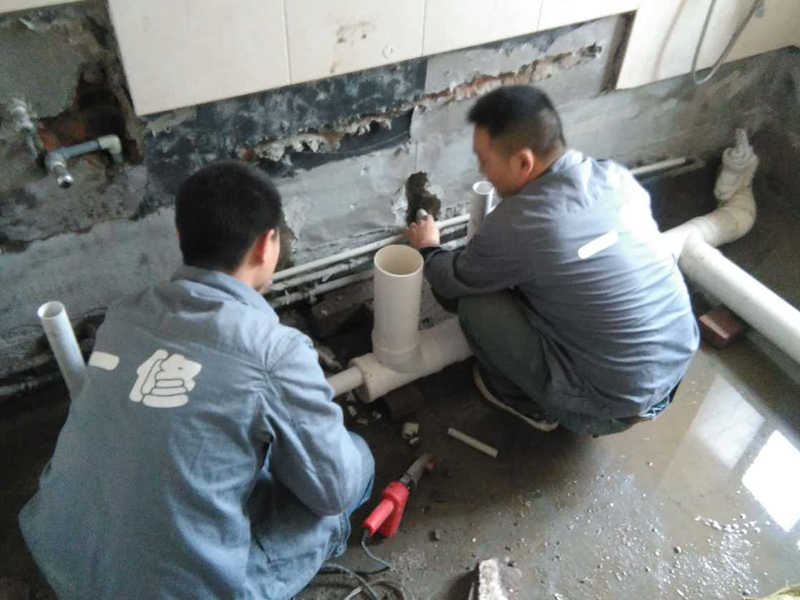 安裝管道防水施工要點(diǎn)，安裝后增壓測(cè)試