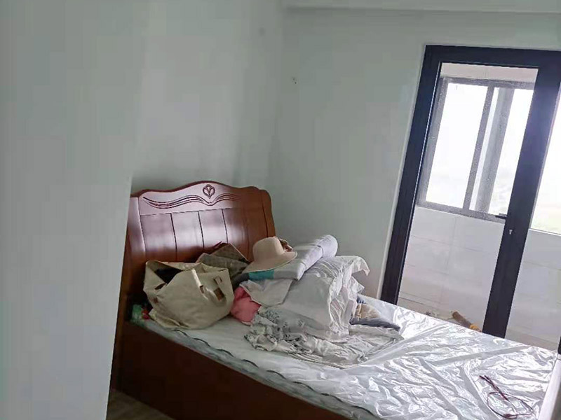 墻面瓷磚不拆如何翻新？廣州荔灣區(qū)墻磚